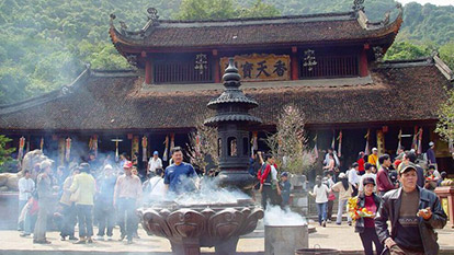 Vietnam Traditions & Festivals