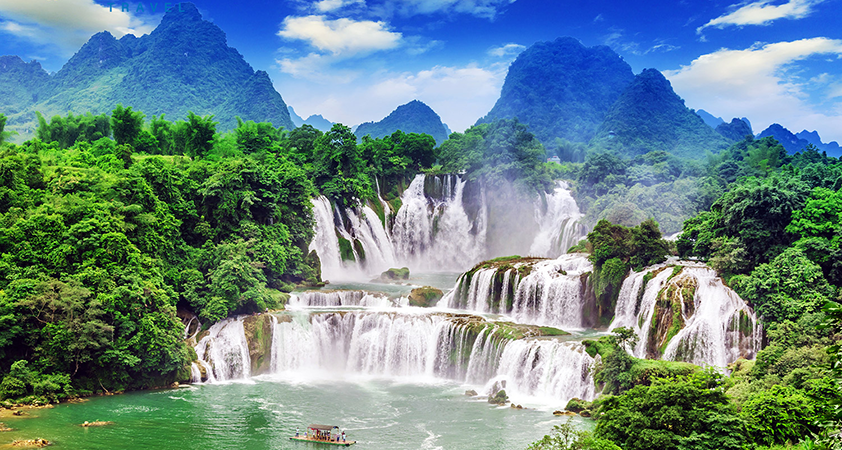 Come to see in person the majesty of the landscape