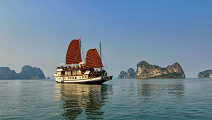 Dragon’s Pearl Junk on Halong Bay | 2 days 1 night