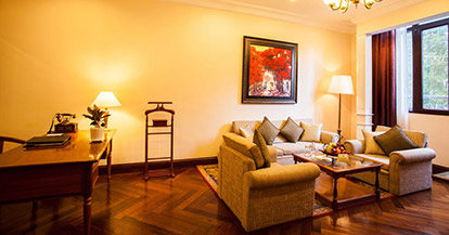  Colonial Suite