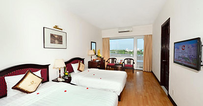  Deluxe River View
