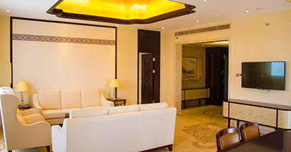  Luxury Suite