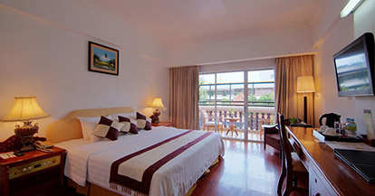  Superior City View Room
