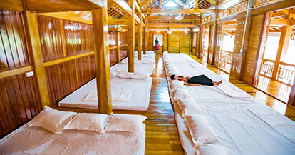 Single Bed in Mixed Dormitory Room