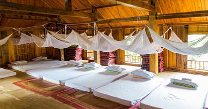 Single Bed in Mixed Dormitory Room