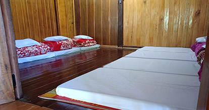  10-Bed Mixed Dormitory Room