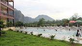The Grand Riverside Hotel – Vang Vieng