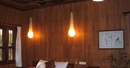  Wooden King Suite