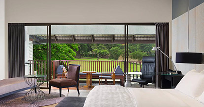  Grande Deluxe Pool View, Larger Guest room, 1 King, Balcony