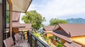  Phi Phi Long Beach Resort