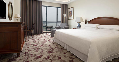 Sheraton Club King, Club level, Guest room, 1 King